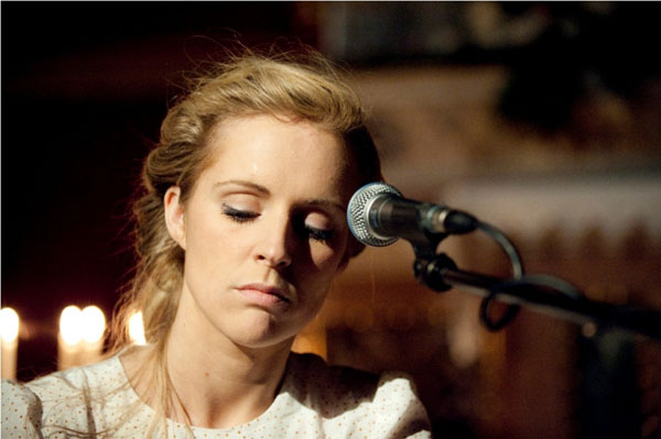 agnes-obel2